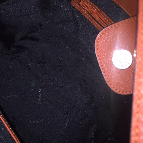 SOLD SOLD .Calvin Klein tote in a beautiful orange - Picture 3 of 3